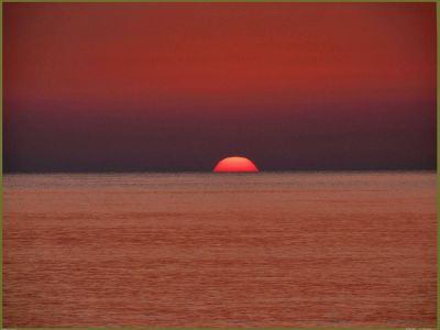 Cina, alba rossa