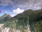 Al de l� del col