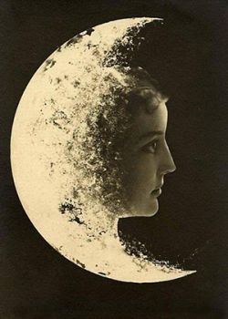 Non rimane che la luna