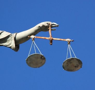 Nessuna giustizia