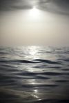 L� dove il cielo si confonde sul mare