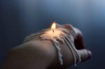 Una candela spenta