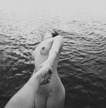 In riva al mare