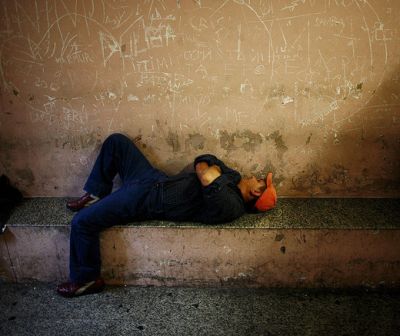 Sei solo straniero