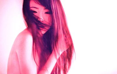 She is red / Lei � rossa  
