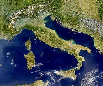 Uno Strano Paese d'Amore  