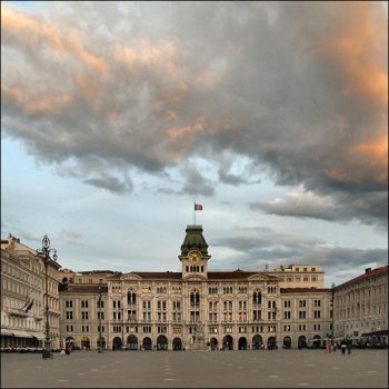 Nuvole e cielo azzurro  