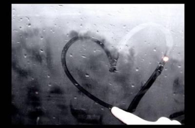J'�cris son nom (Scrivo il suo nome)  