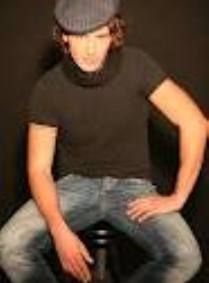 Mi guardai