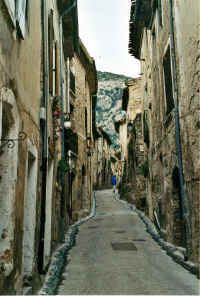 Au- del� du chemin  