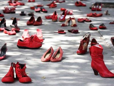Le mie scarpette rosse  